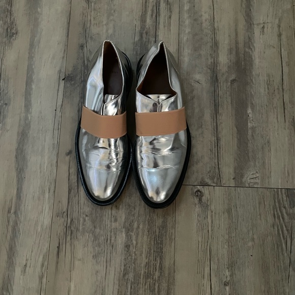 - Givenchy Silver shoes - Picture 2 of 6